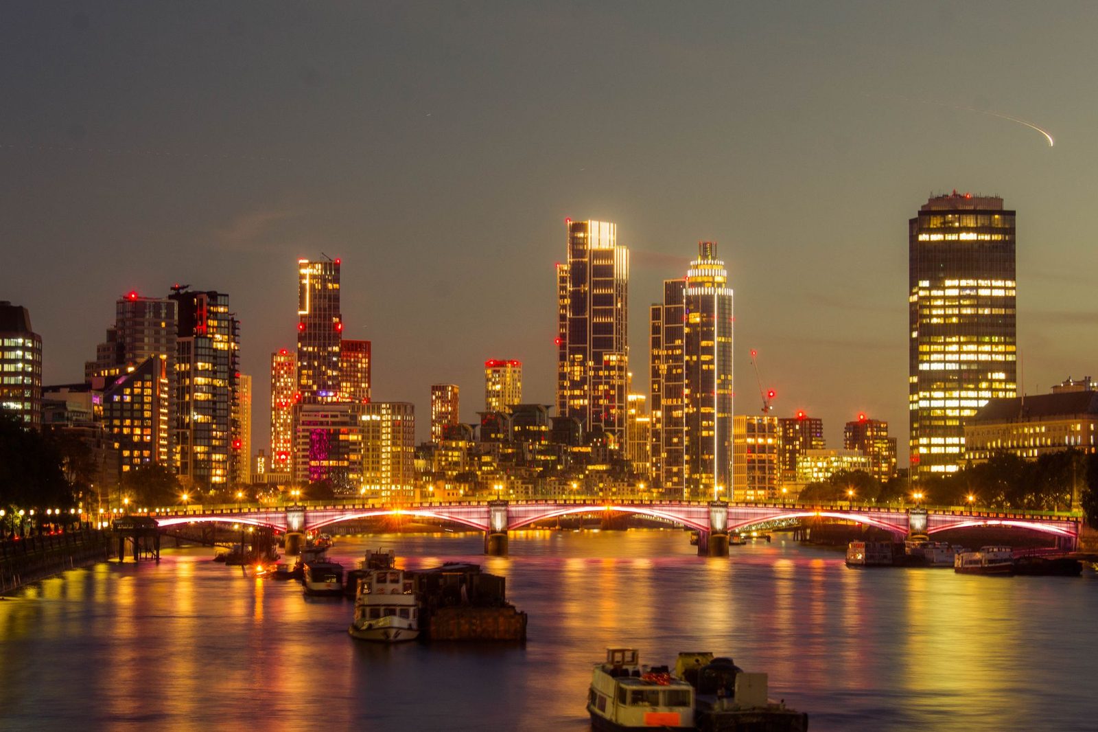 London skyline and the Thames at dusk